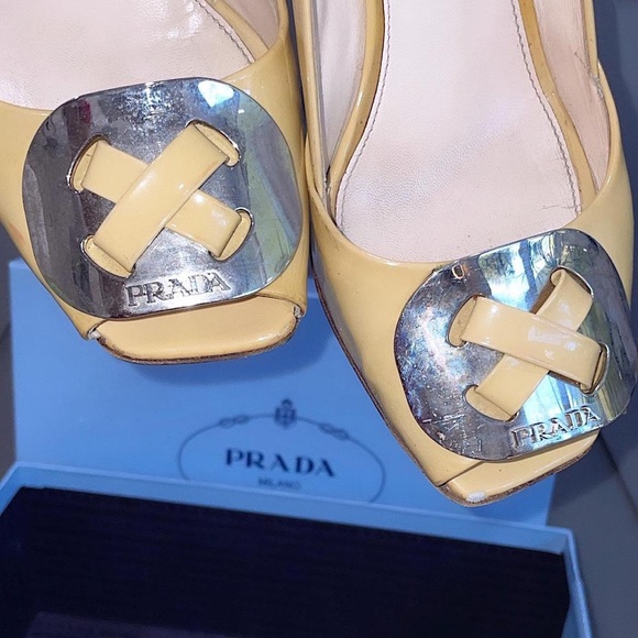 Prada block heel pumps vintage 7.5 - Picture 2 of 4